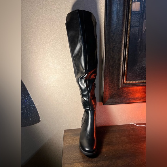 NWOT 🔥 Stretch over the knee Boot 🔥 - Picture 6 of 11